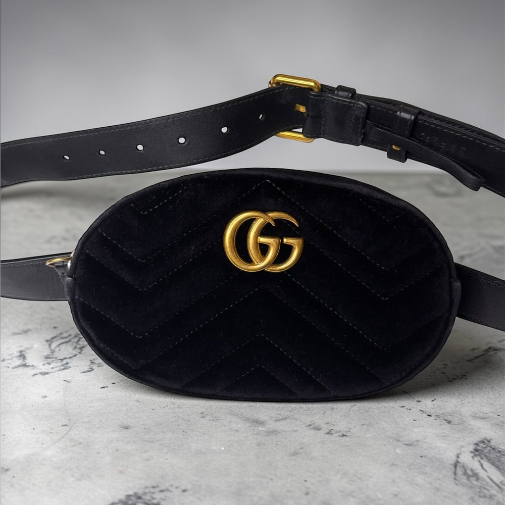 🖤Gucci Marmont Black Matelasse Velvet Belt Bag
